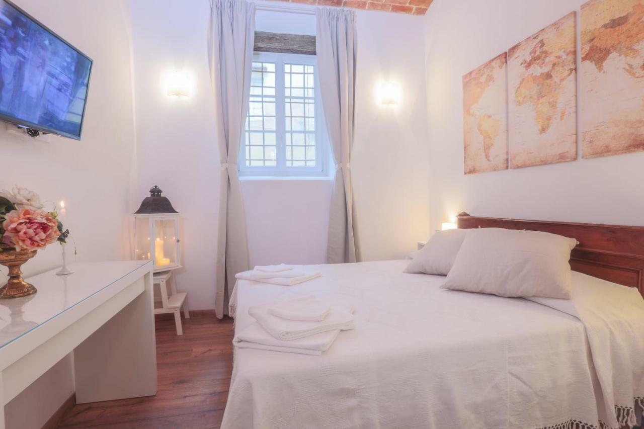 San Pierino Charming Rooms Лука Екстериор снимка