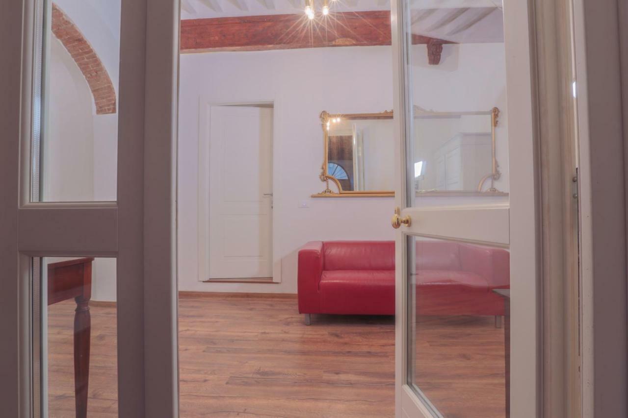 San Pierino Charming Rooms Лука Екстериор снимка