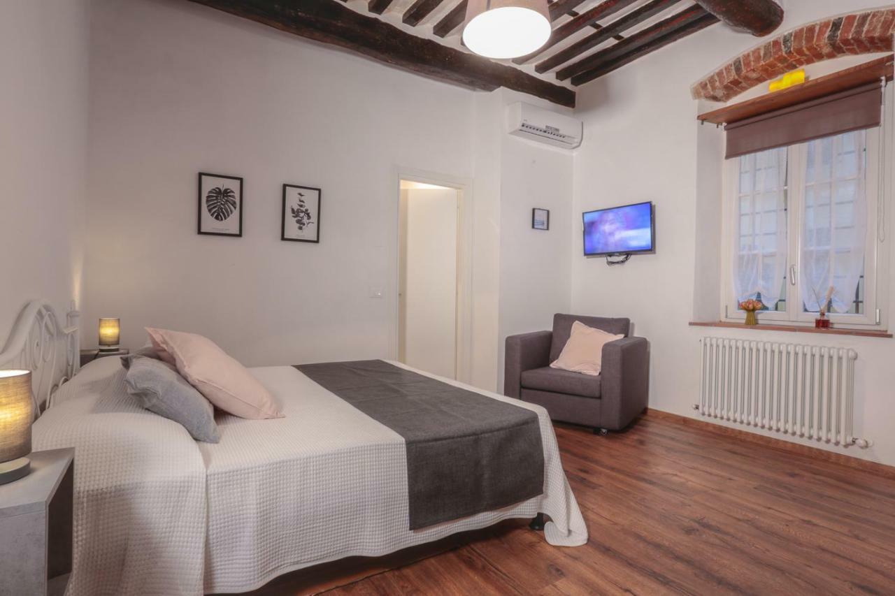 San Pierino Charming Rooms Лука Екстериор снимка